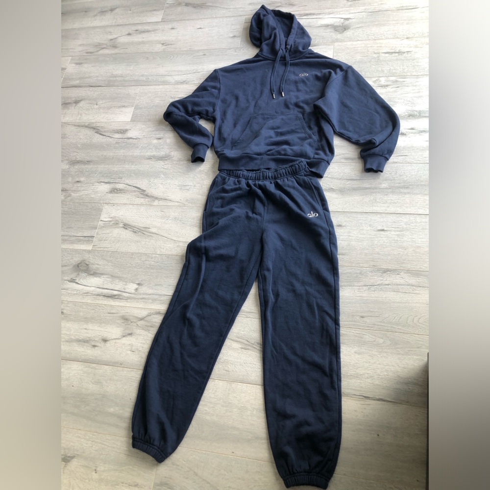 ALO Navy Accolade Set
